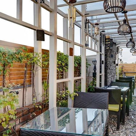 Hotel Sun Grand Dehradun Eksteriør bilde