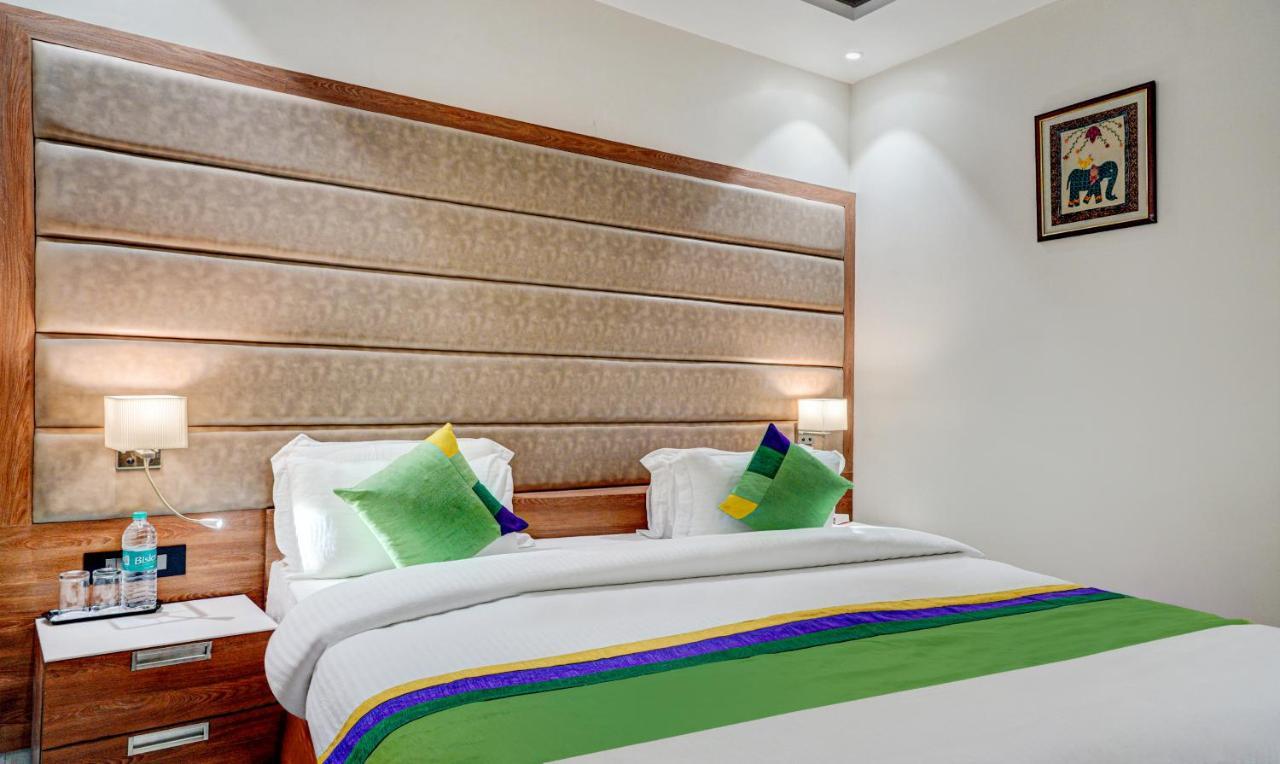Hotel Sun Grand Dehradun Eksteriør bilde