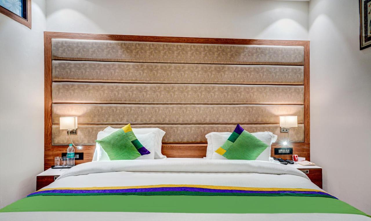 Hotel Sun Grand Dehradun Eksteriør bilde